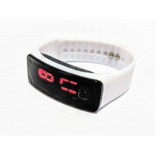 Часы детские Led Clock на силиконовом ремешке белые Часы детские Led Clock на силиконовом ремешке белые